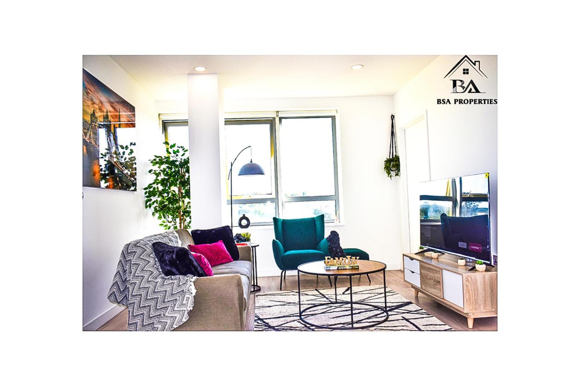 City Centre Ascot Apartment: Pet-Friendly with Free Parking Bracknell Exterior photo